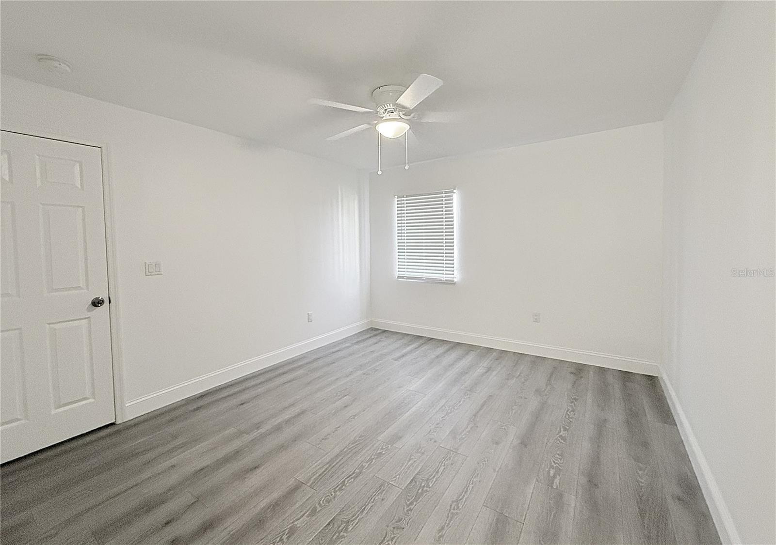 PEPPERTREE VLG CONDO - Residential Lease