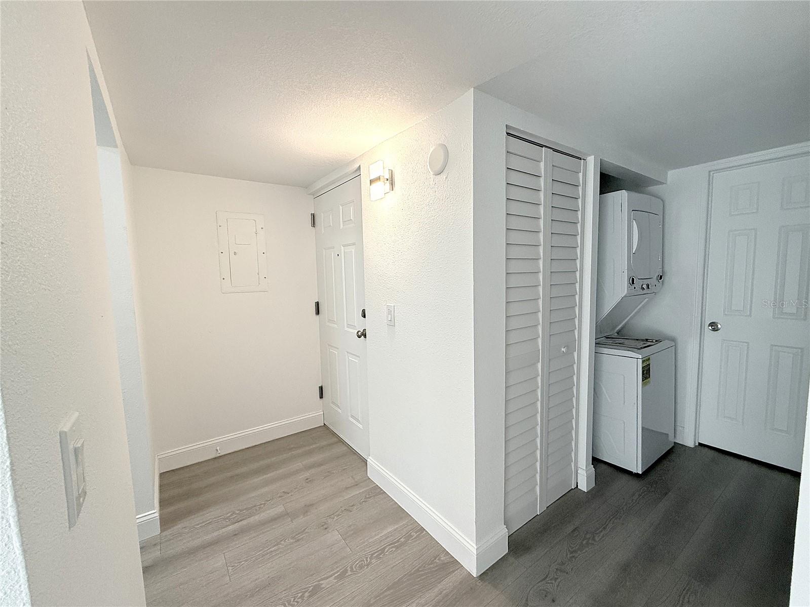 PEPPERTREE VLG CONDO - Residential Lease