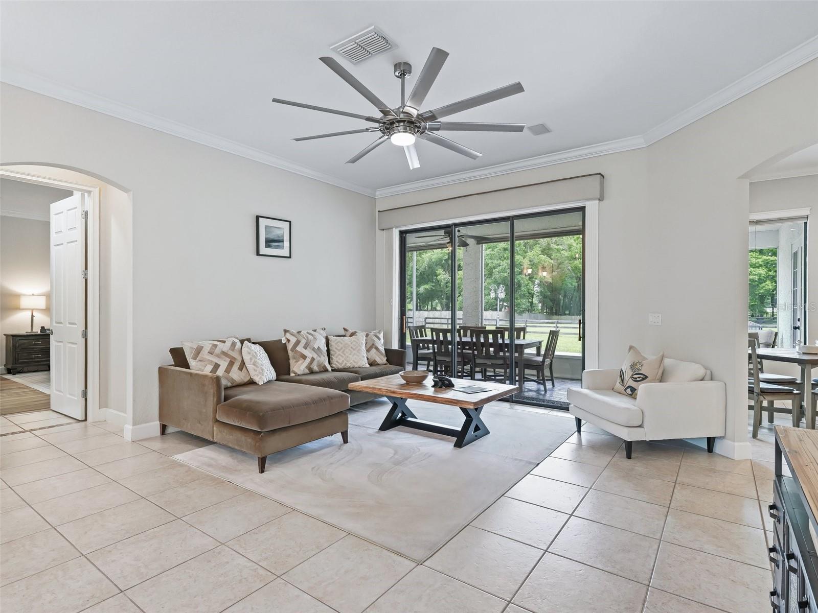 DERBY FARMS - Residential