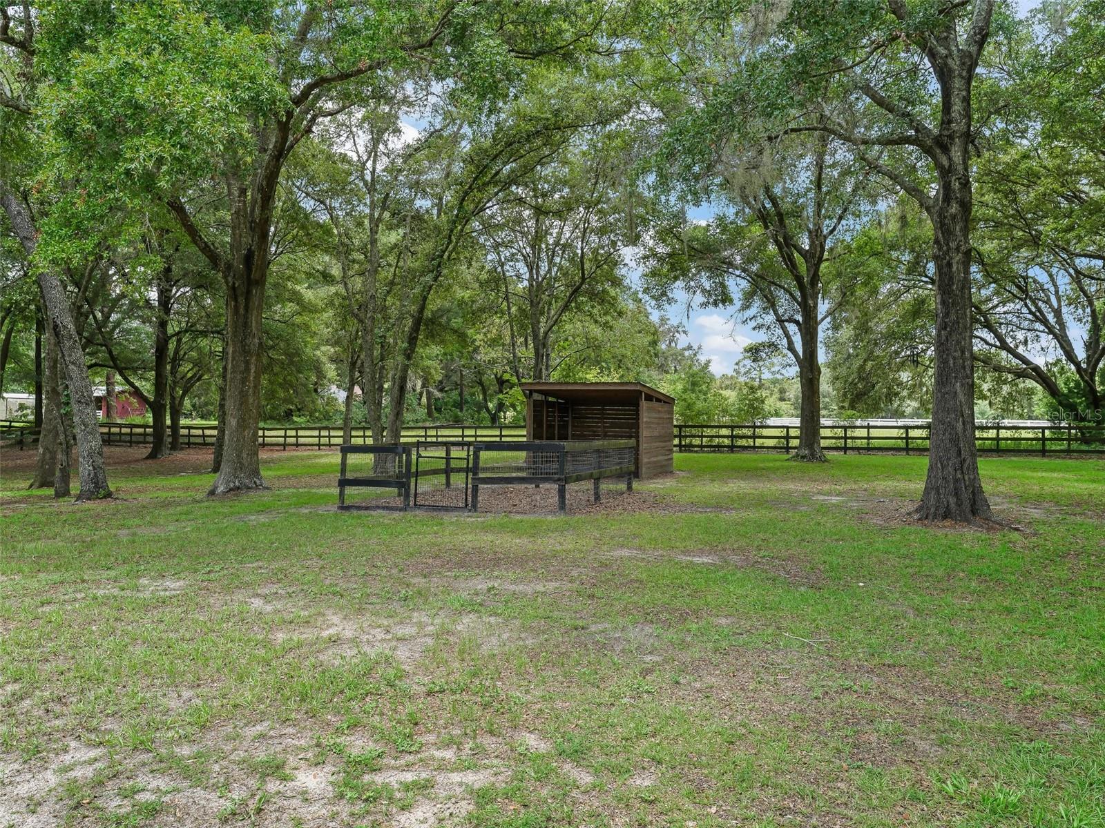 DERBY FARMS - Residential