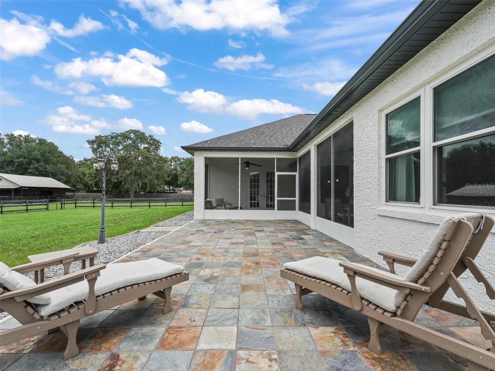 DERBY FARMS - Residential