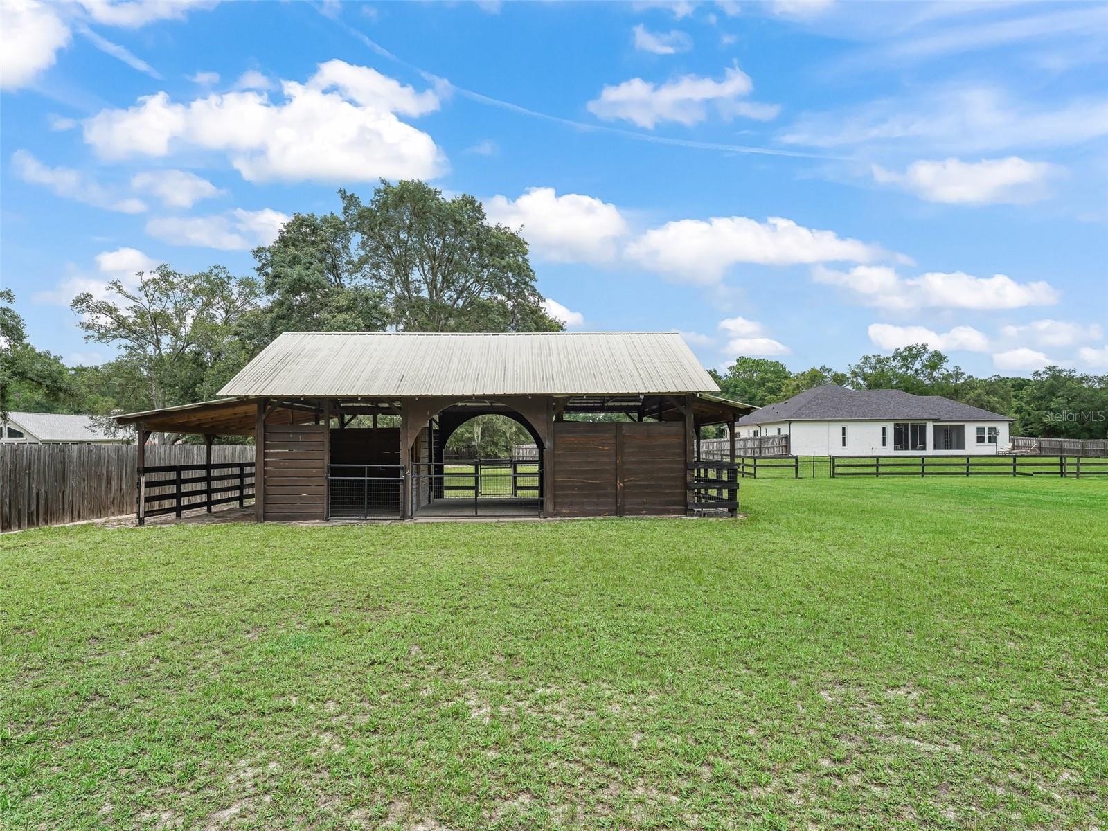 DERBY FARMS - Residential