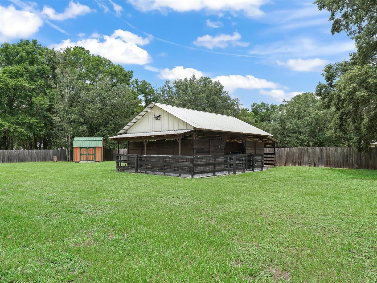 DERBY FARMS - Residential