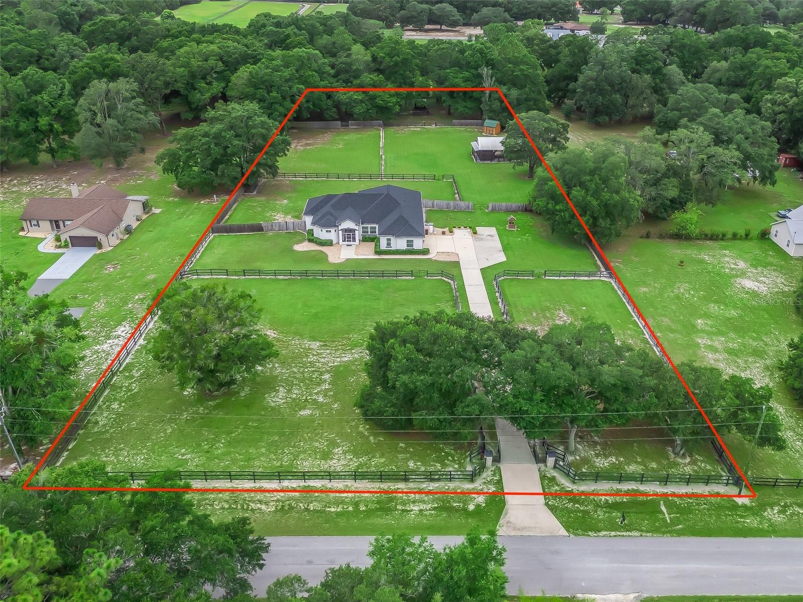 DERBY FARMS - Residential