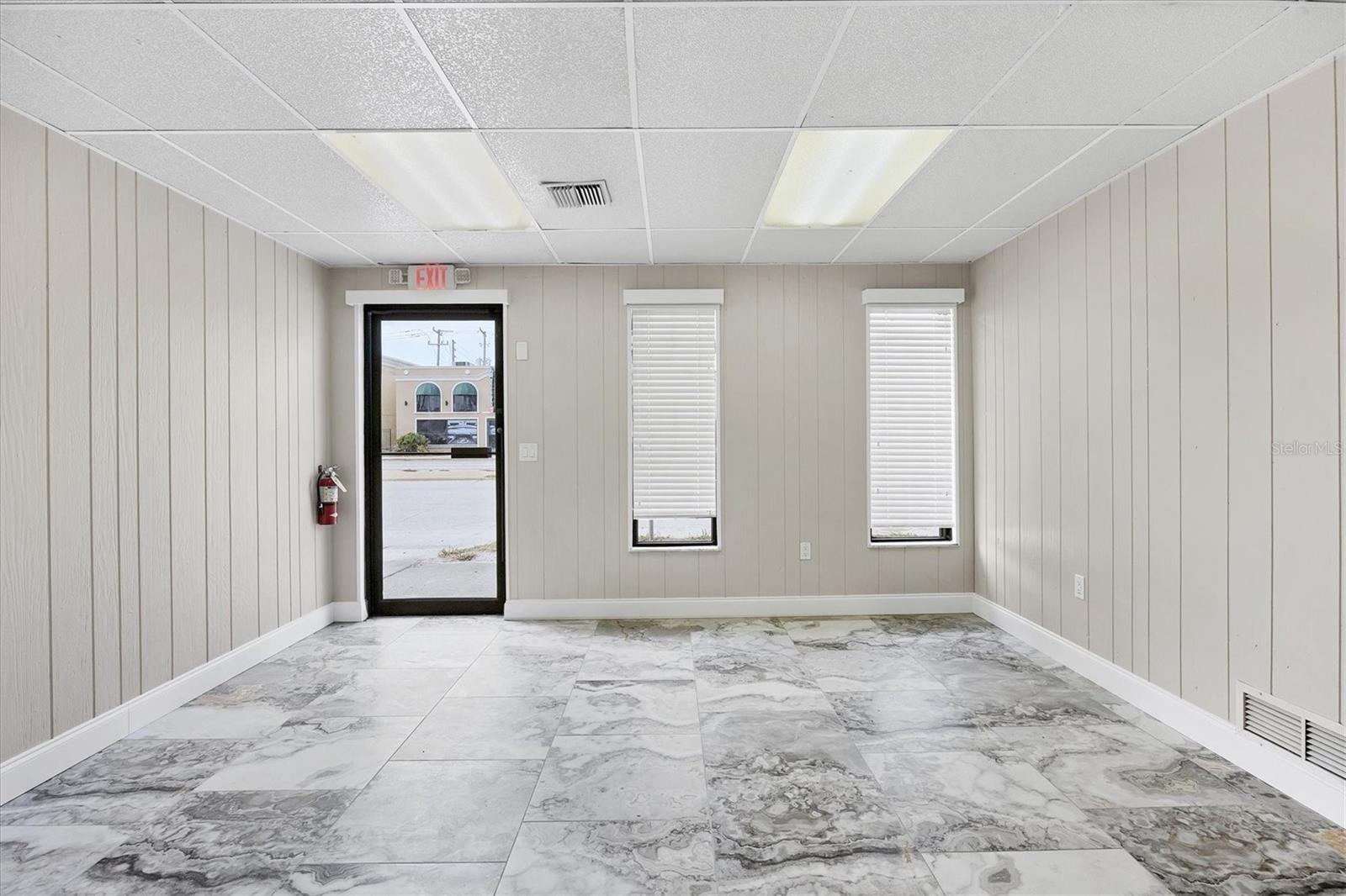 VENICE EDGEWOOD SEC OF - Commercial Sale