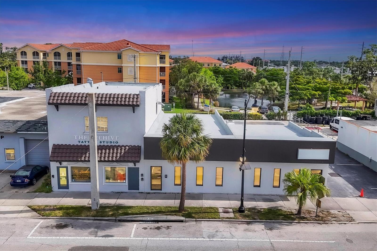 VENICE EDGEWOOD SEC OF - Commercial Sale