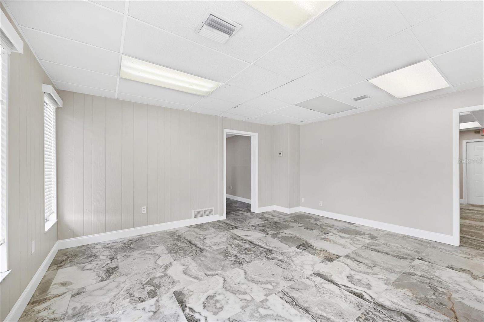 VENICE EDGEWOOD SEC OF - Commercial Sale