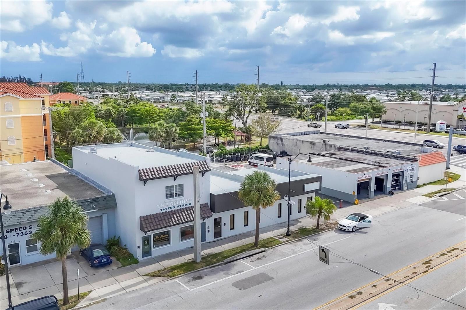 VENICE EDGEWOOD SEC OF - Commercial Sale