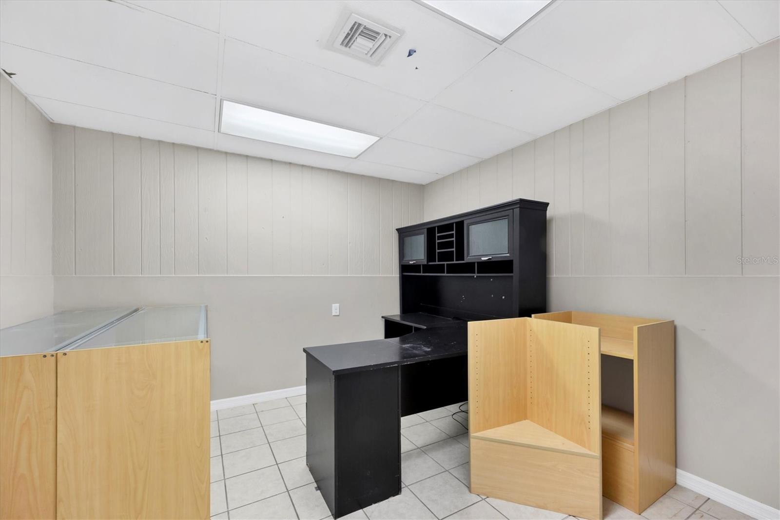 VENICE EDGEWOOD SEC OF - Commercial Sale