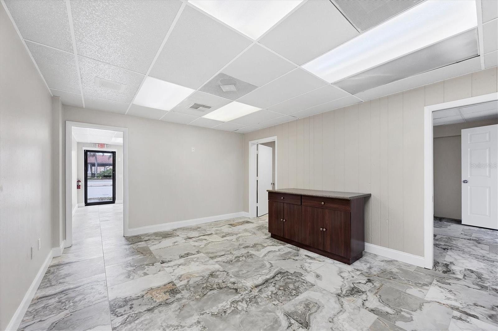 VENICE EDGEWOOD SEC OF - Commercial Sale