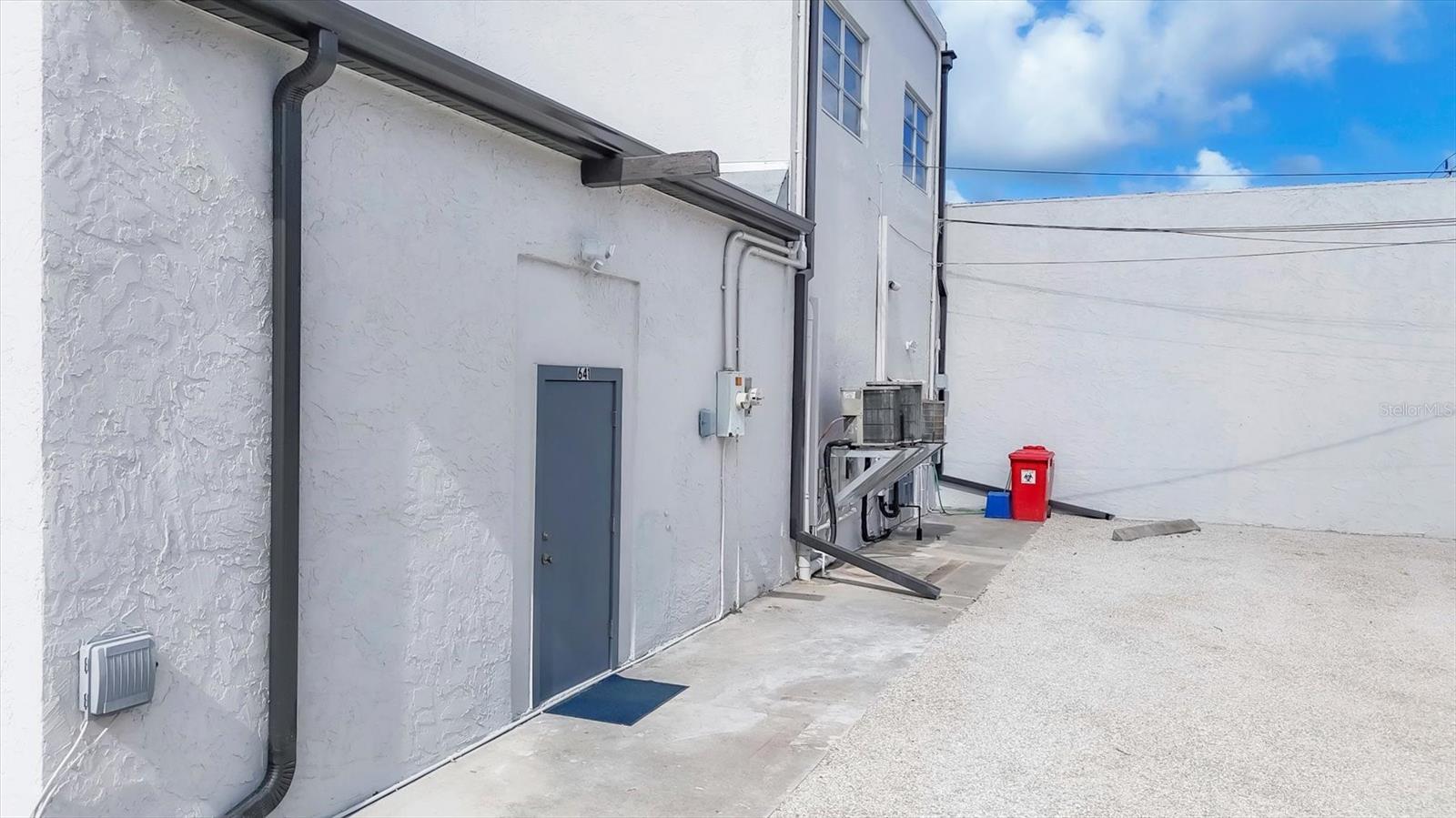 VENICE EDGEWOOD SEC OF - Commercial Sale