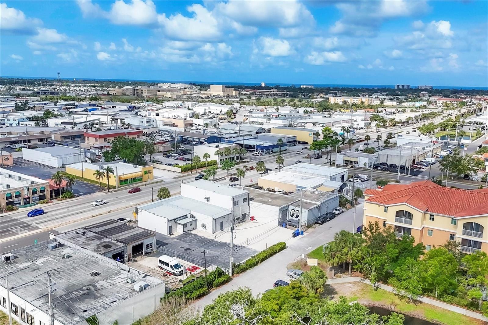 VENICE EDGEWOOD SEC OF - Commercial Sale