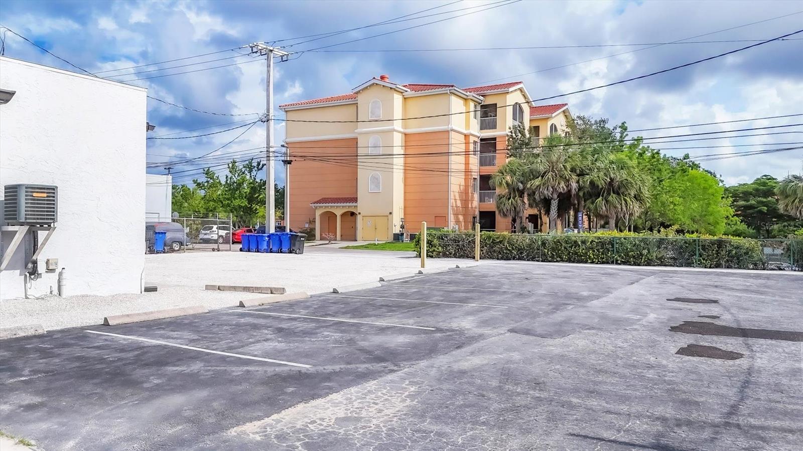VENICE EDGEWOOD SEC OF - Commercial Sale