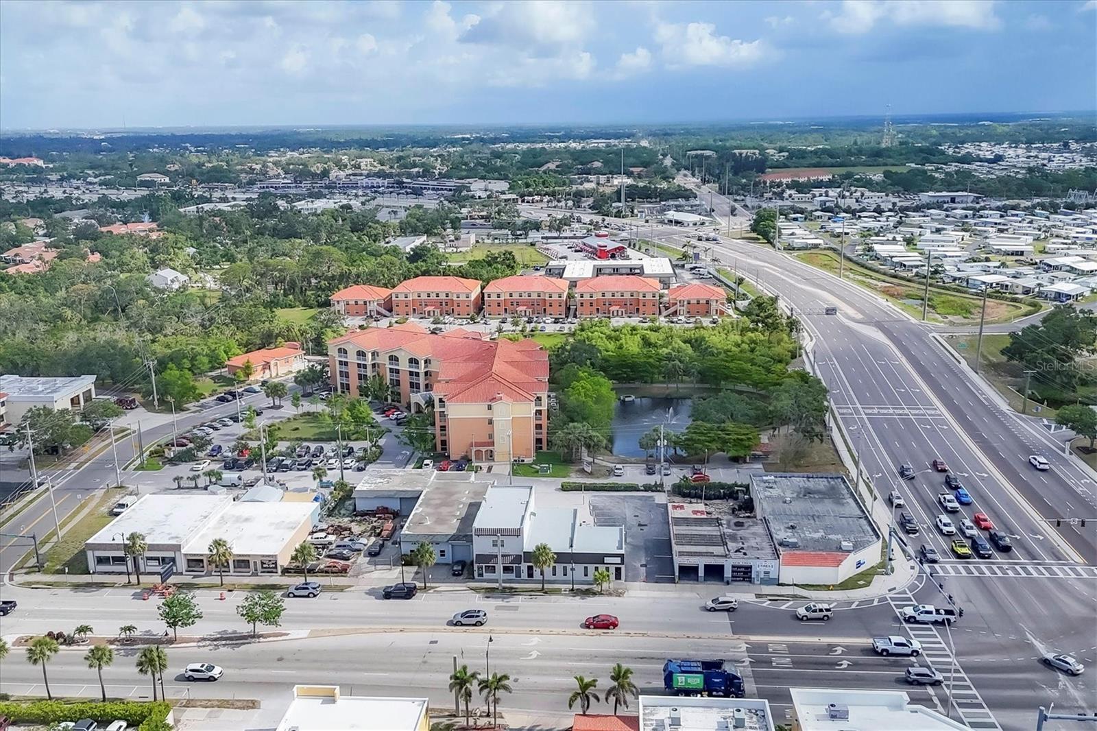 VENICE EDGEWOOD SEC OF - Commercial Sale