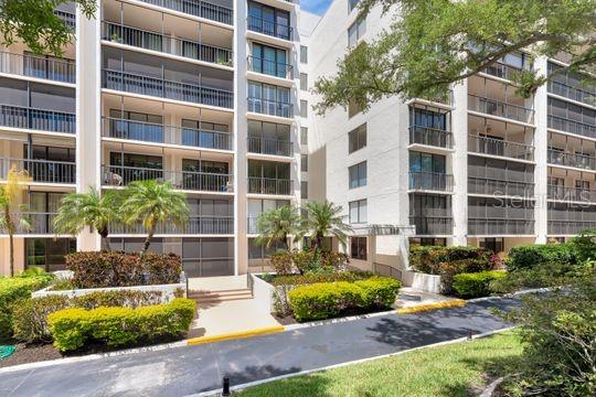 220 BELLEVIEW BOULEVARD 203