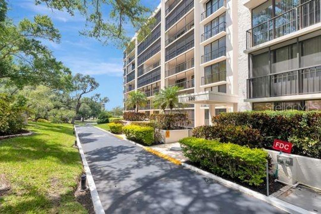 Photo of 220 Belleview Boulevard #203, Belleair, FL 33756 (MLS # TB8510713)