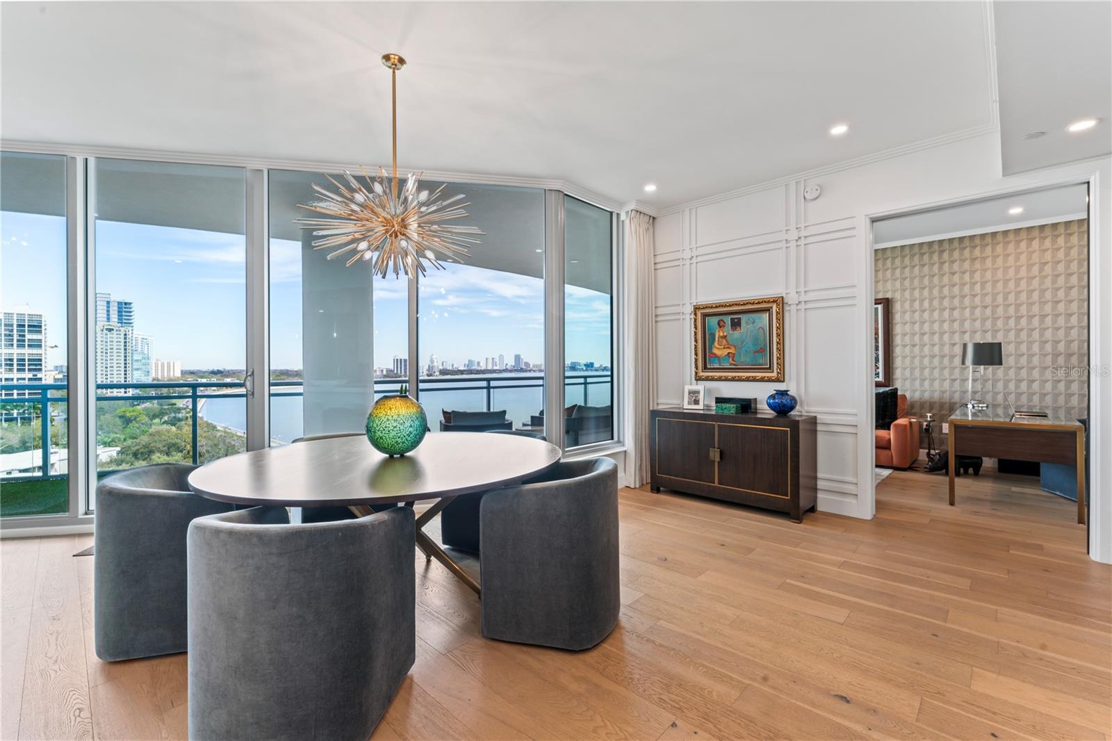 VIRAGE BAYSHORE - Residential