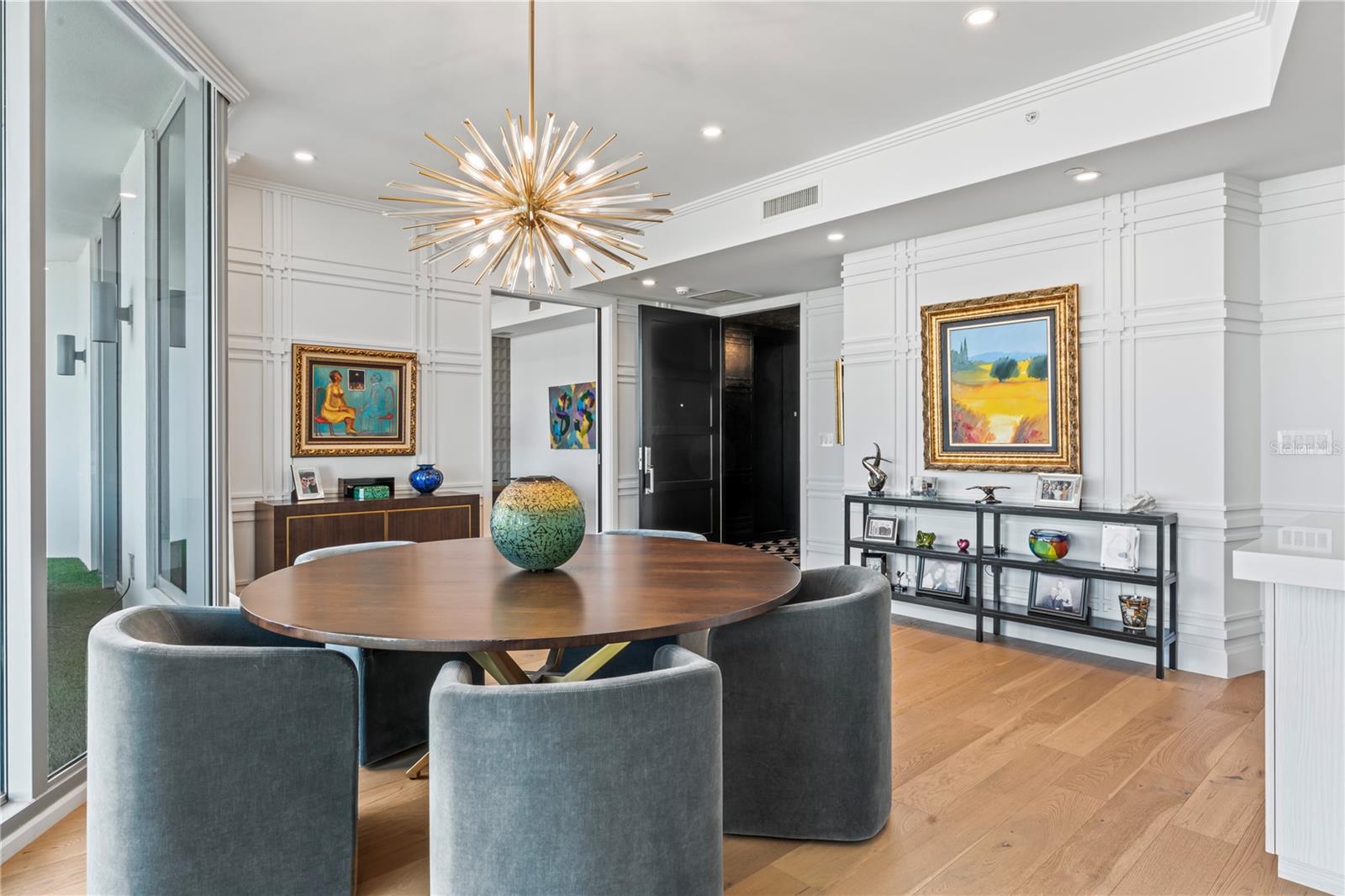 VIRAGE BAYSHORE - Residential