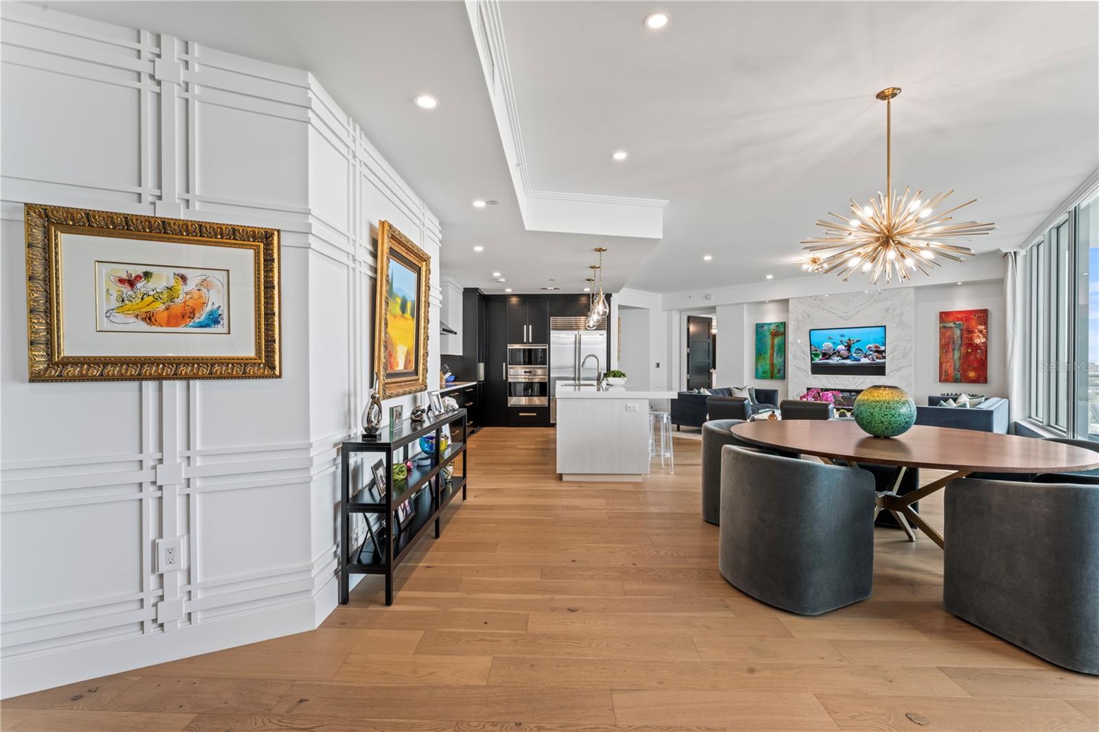 VIRAGE BAYSHORE - Residential