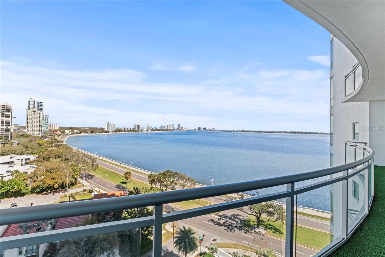 VIRAGE BAYSHORE - Residential