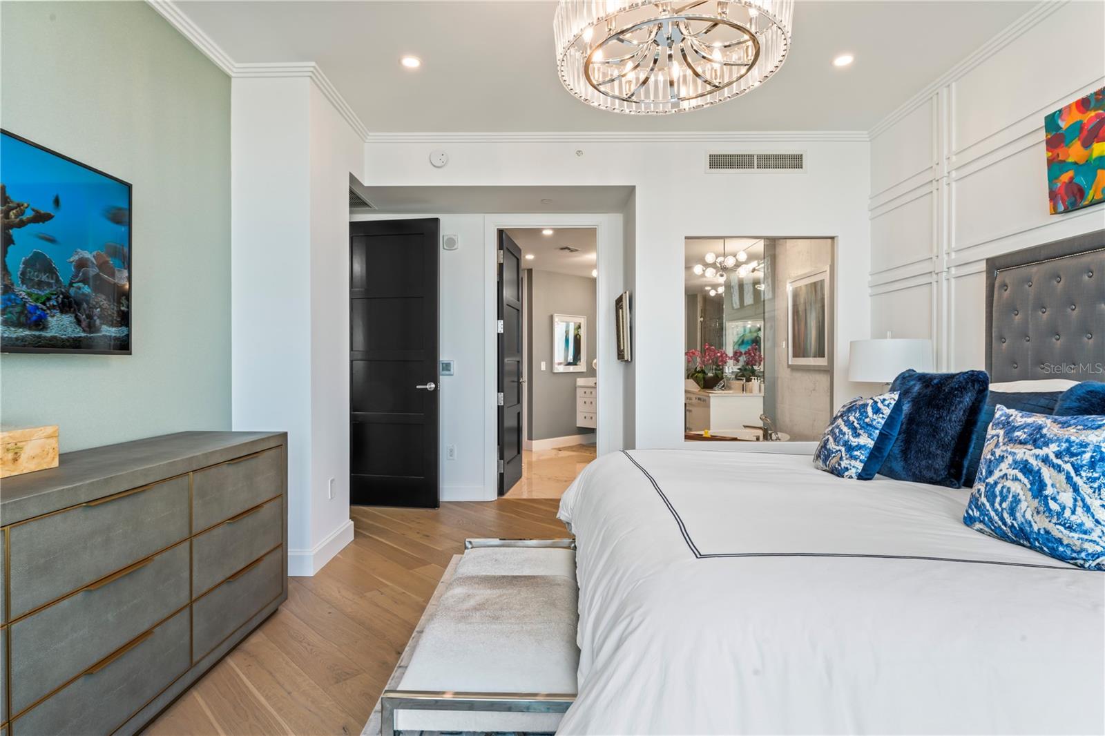 VIRAGE BAYSHORE - Residential