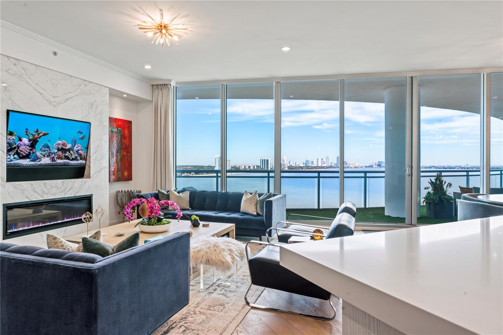 VIRAGE BAYSHORE - Residential