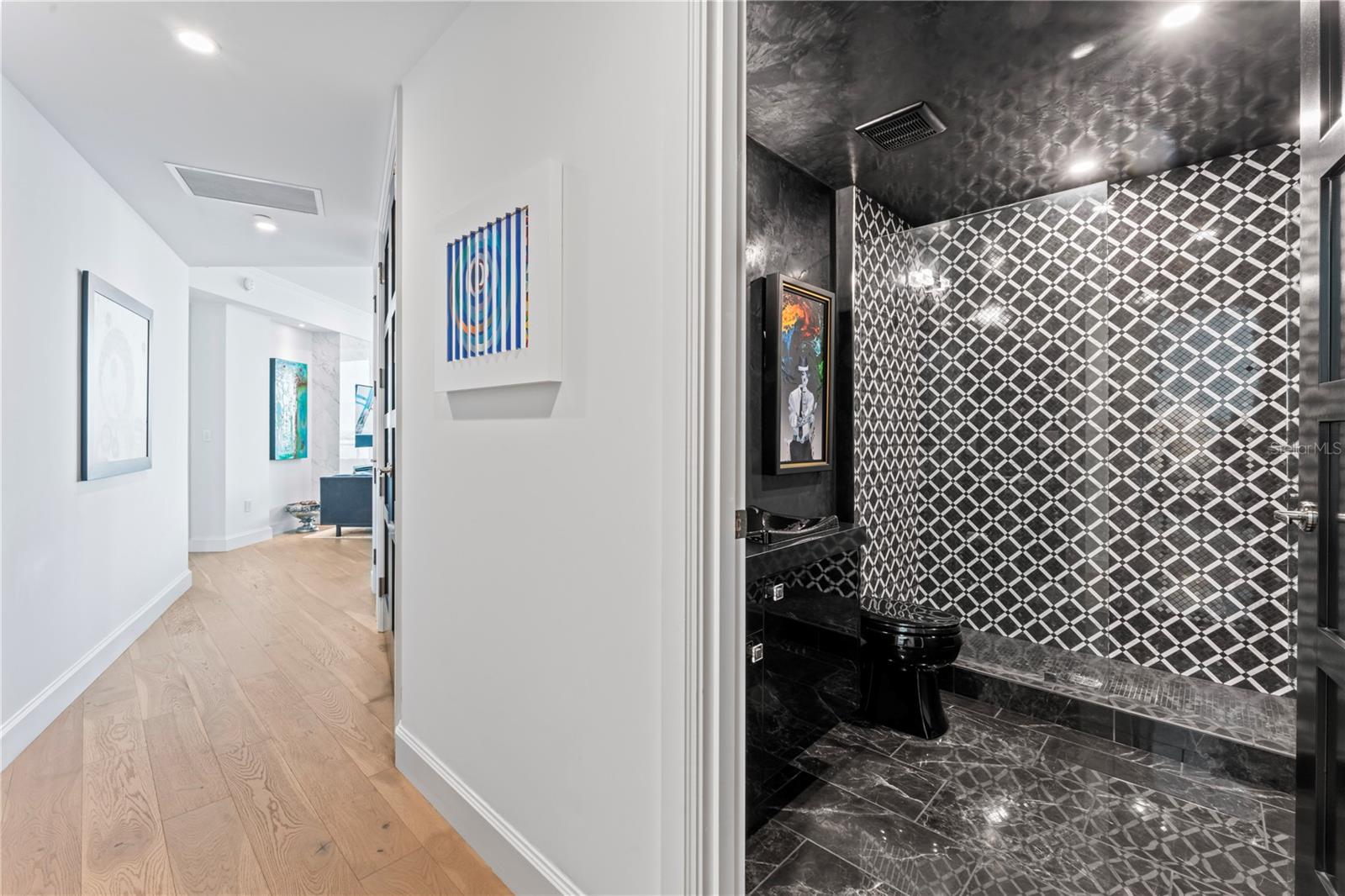 VIRAGE BAYSHORE - Residential