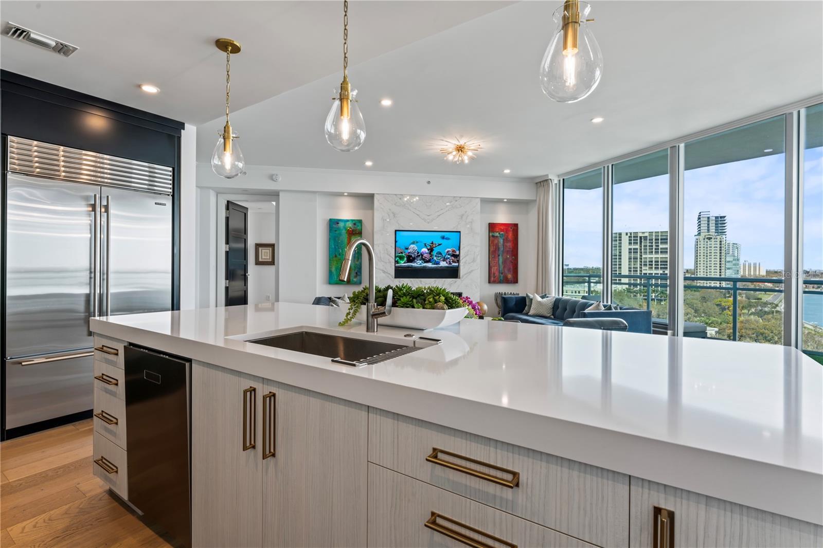 VIRAGE BAYSHORE - Residential