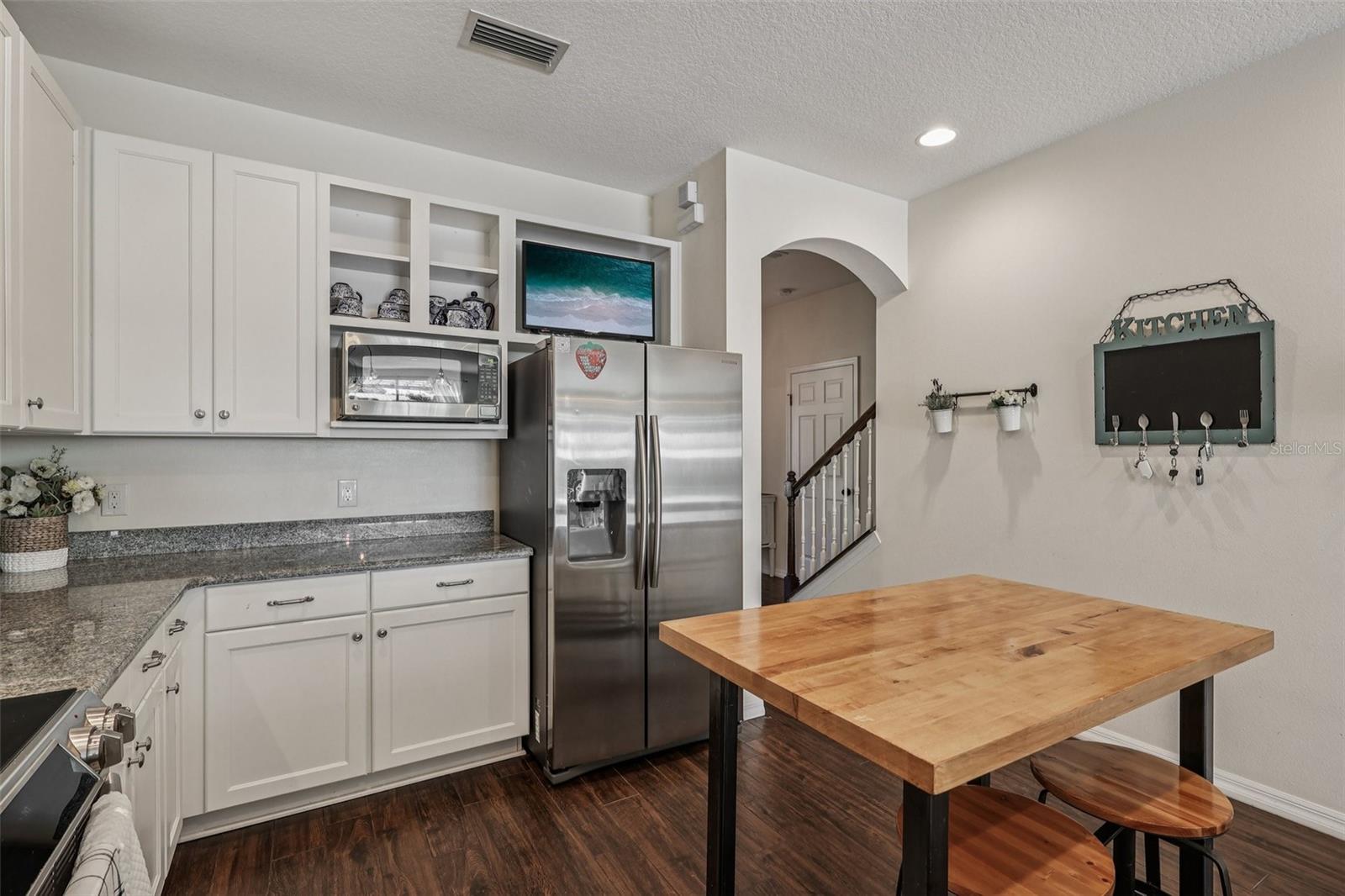 DOVER GROVES - Residential