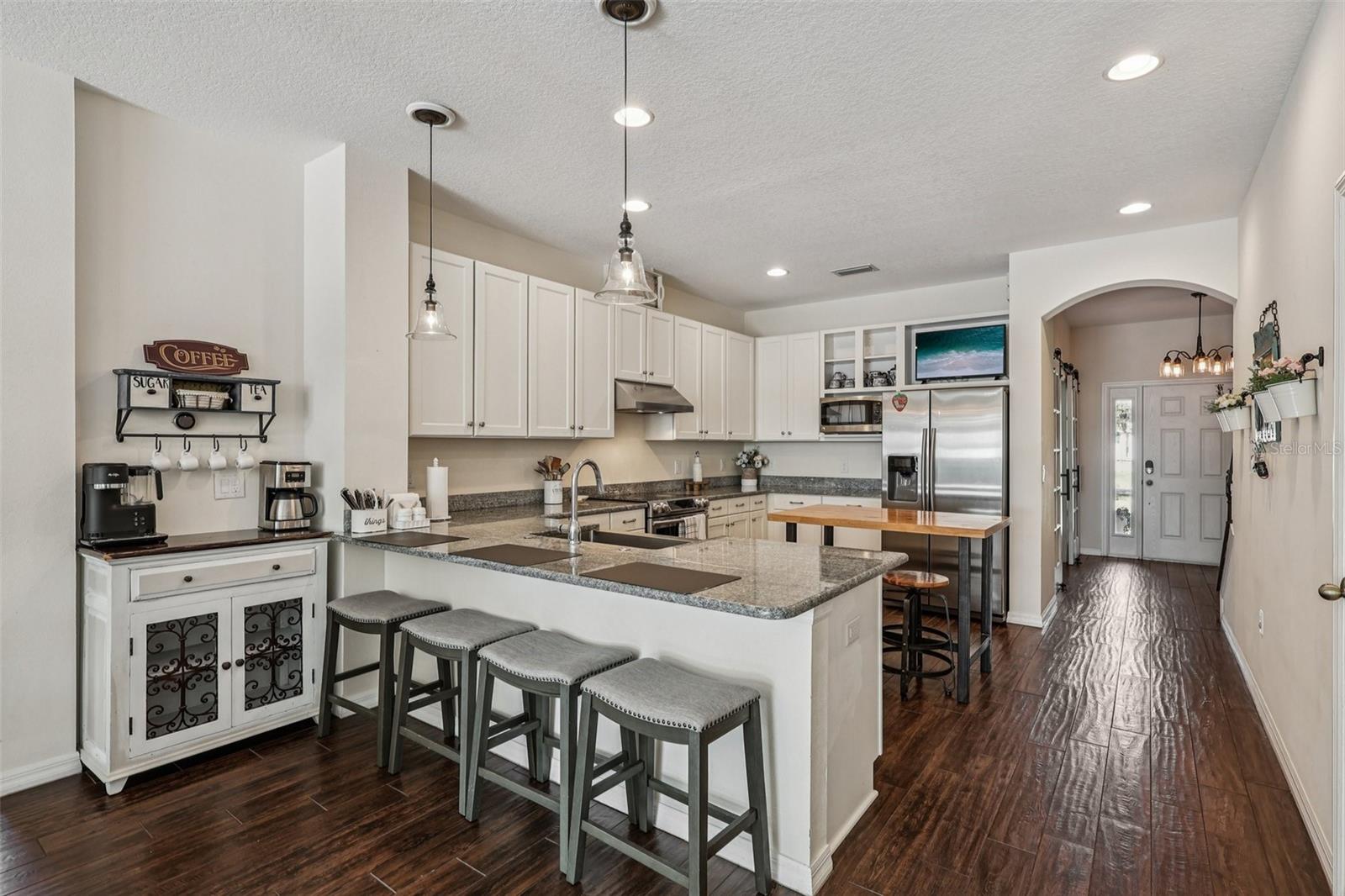 DOVER GROVES - Residential