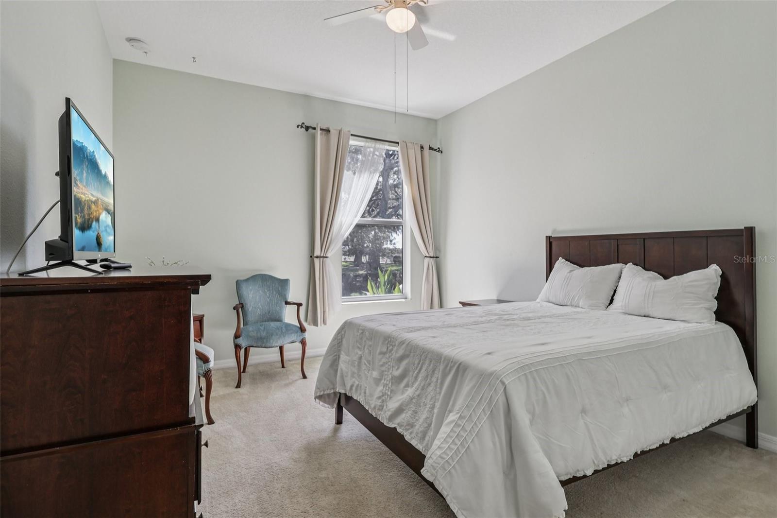 DOVER GROVES - Residential