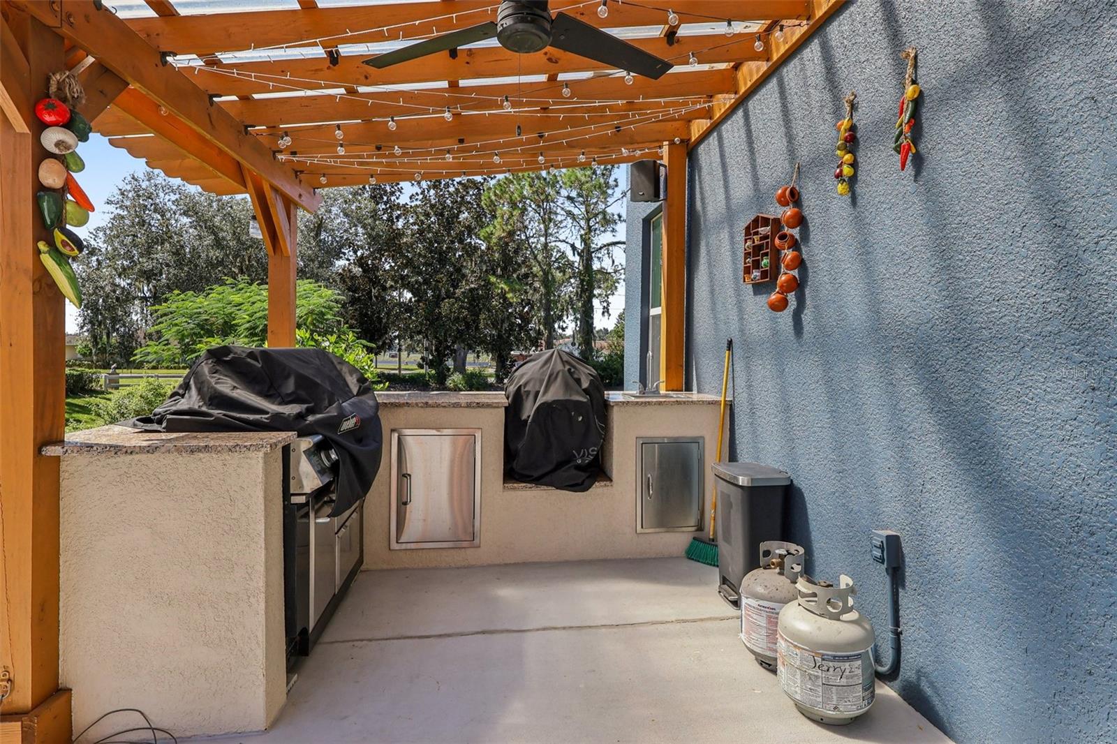 DOVER GROVES - Residential