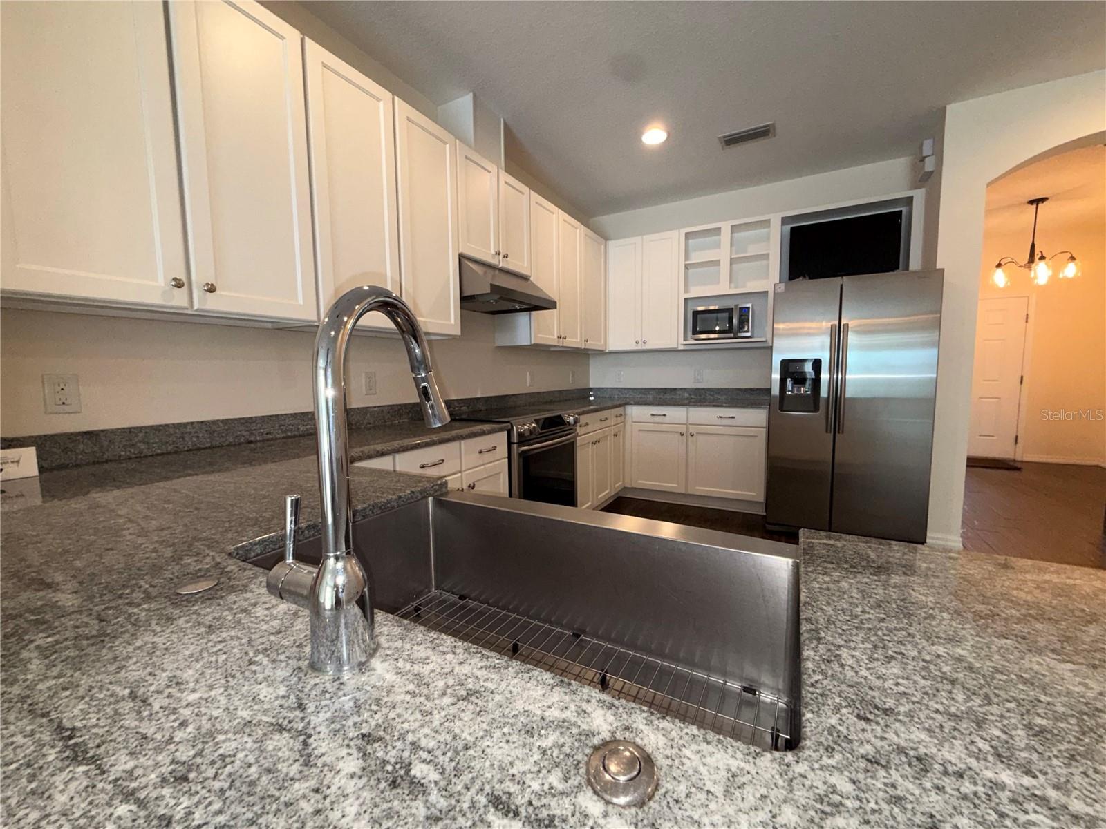 DOVER GROVES - Residential