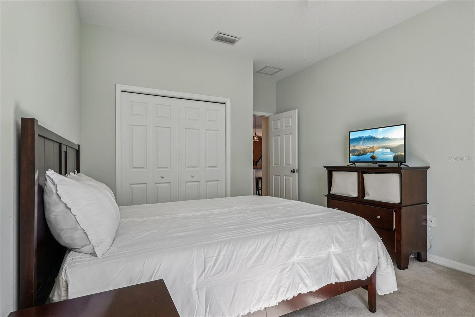 DOVER GROVES - Residential