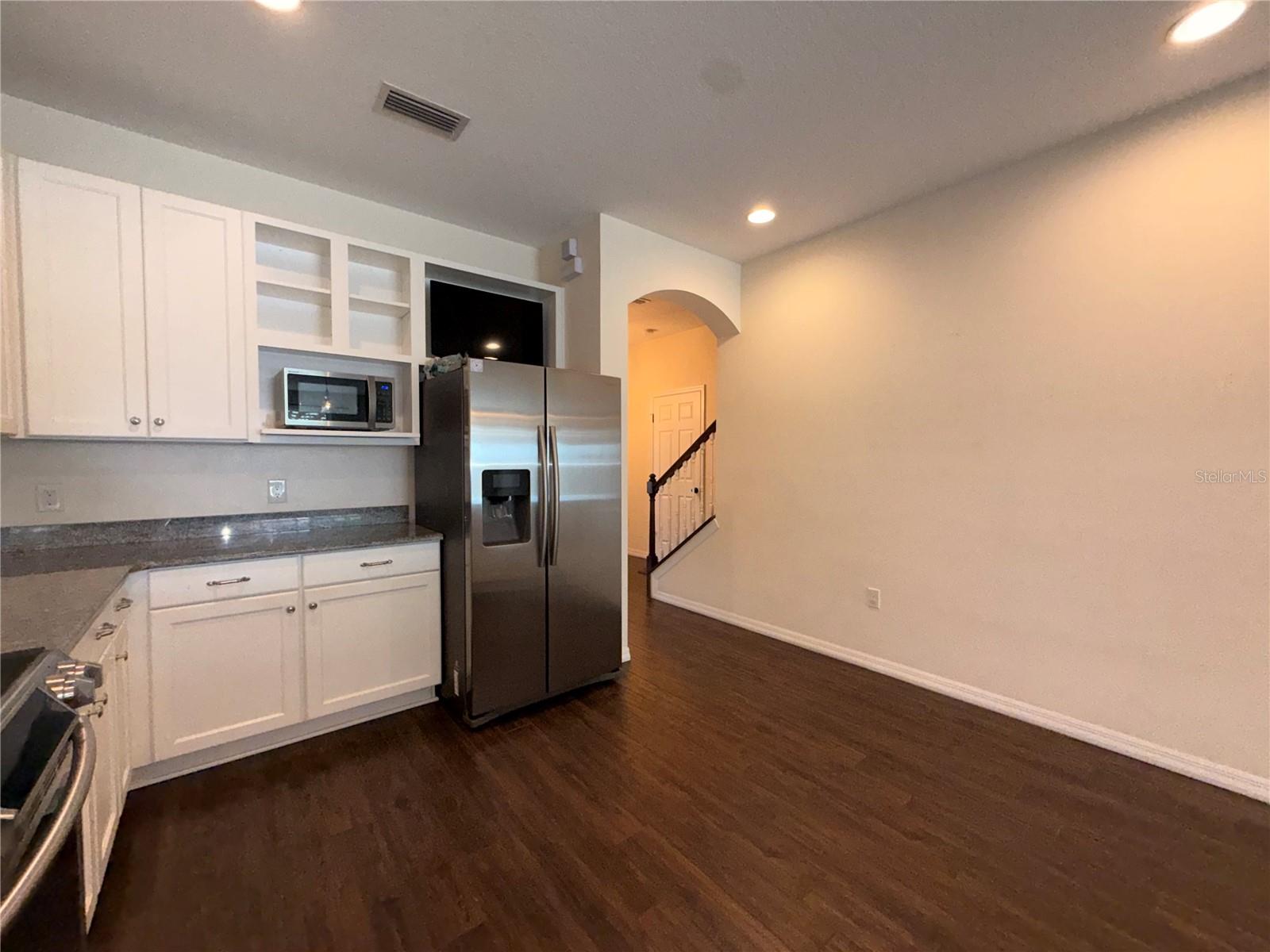 DOVER GROVES - Residential