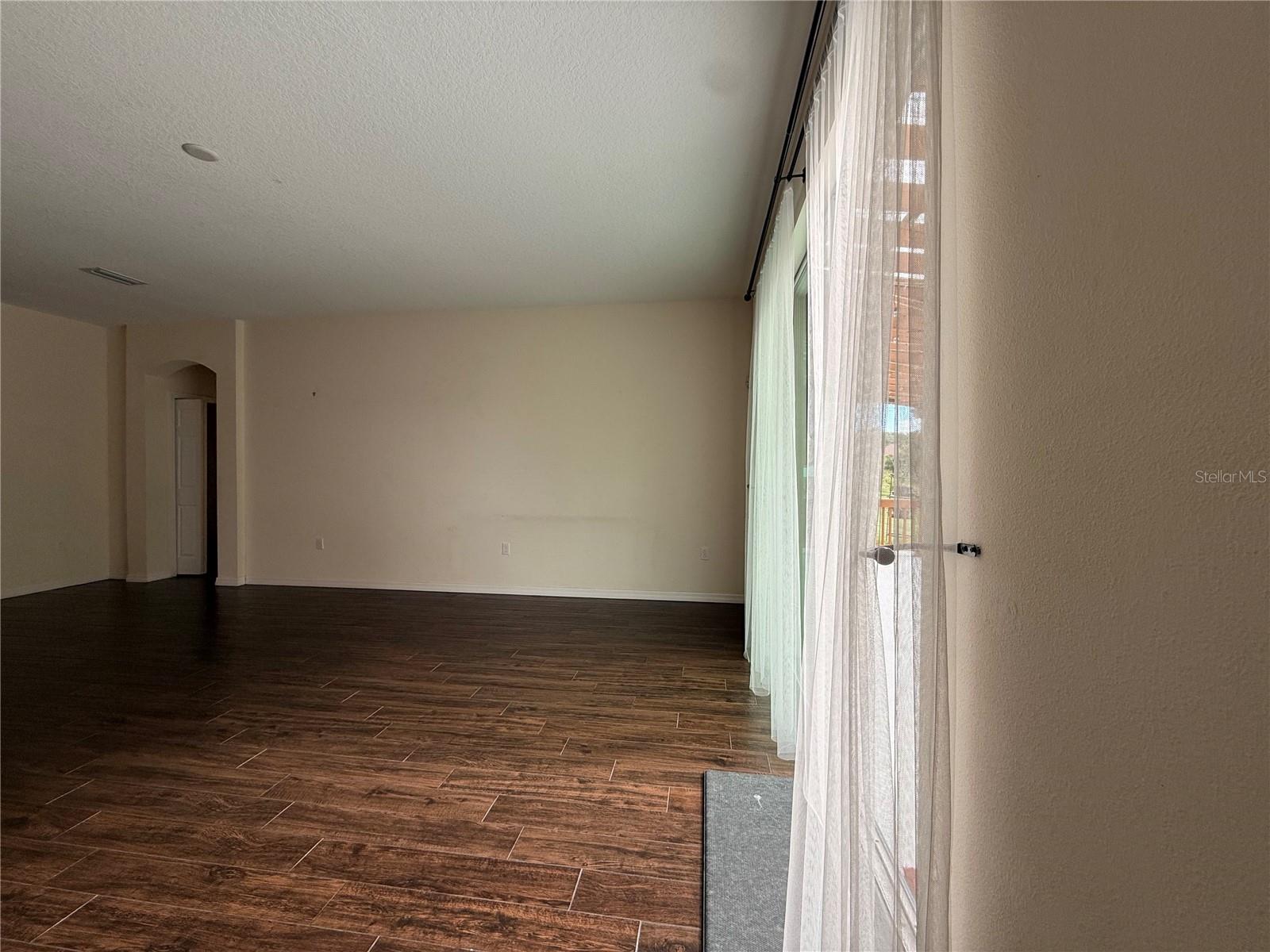 DOVER GROVES - Residential