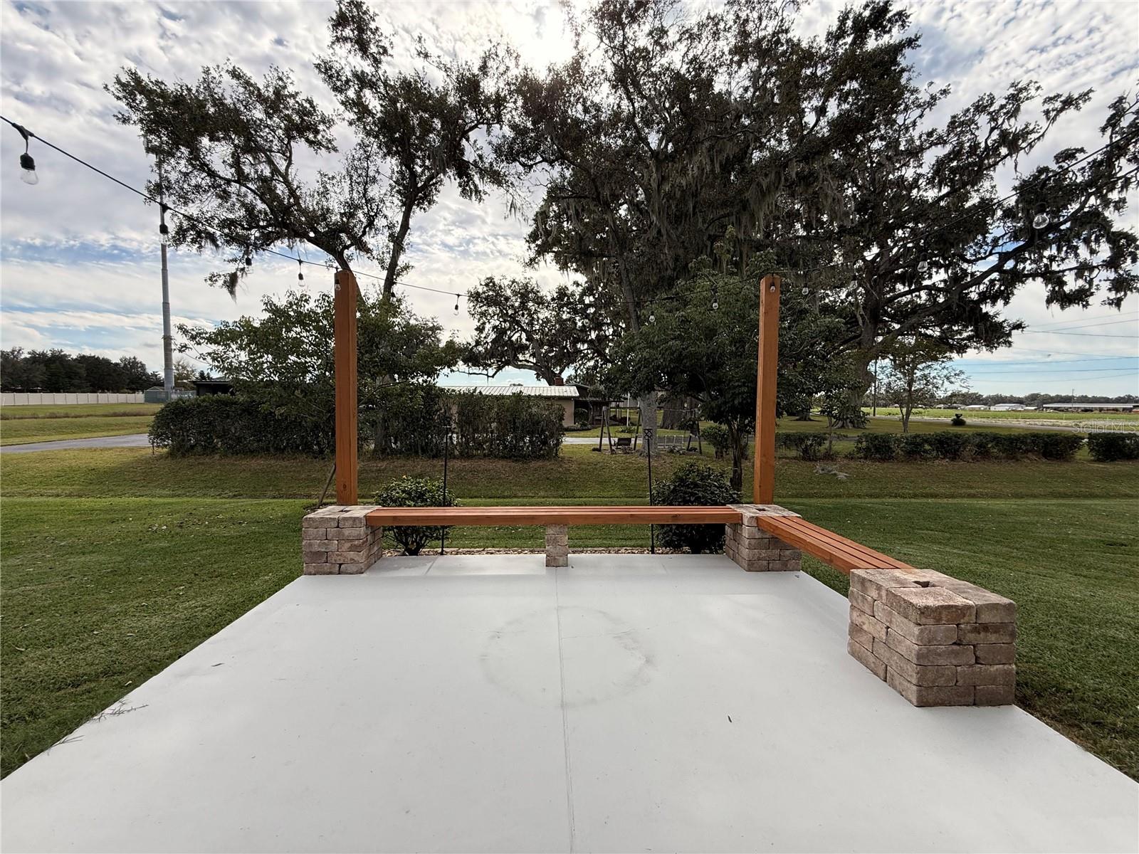 DOVER GROVES - Residential