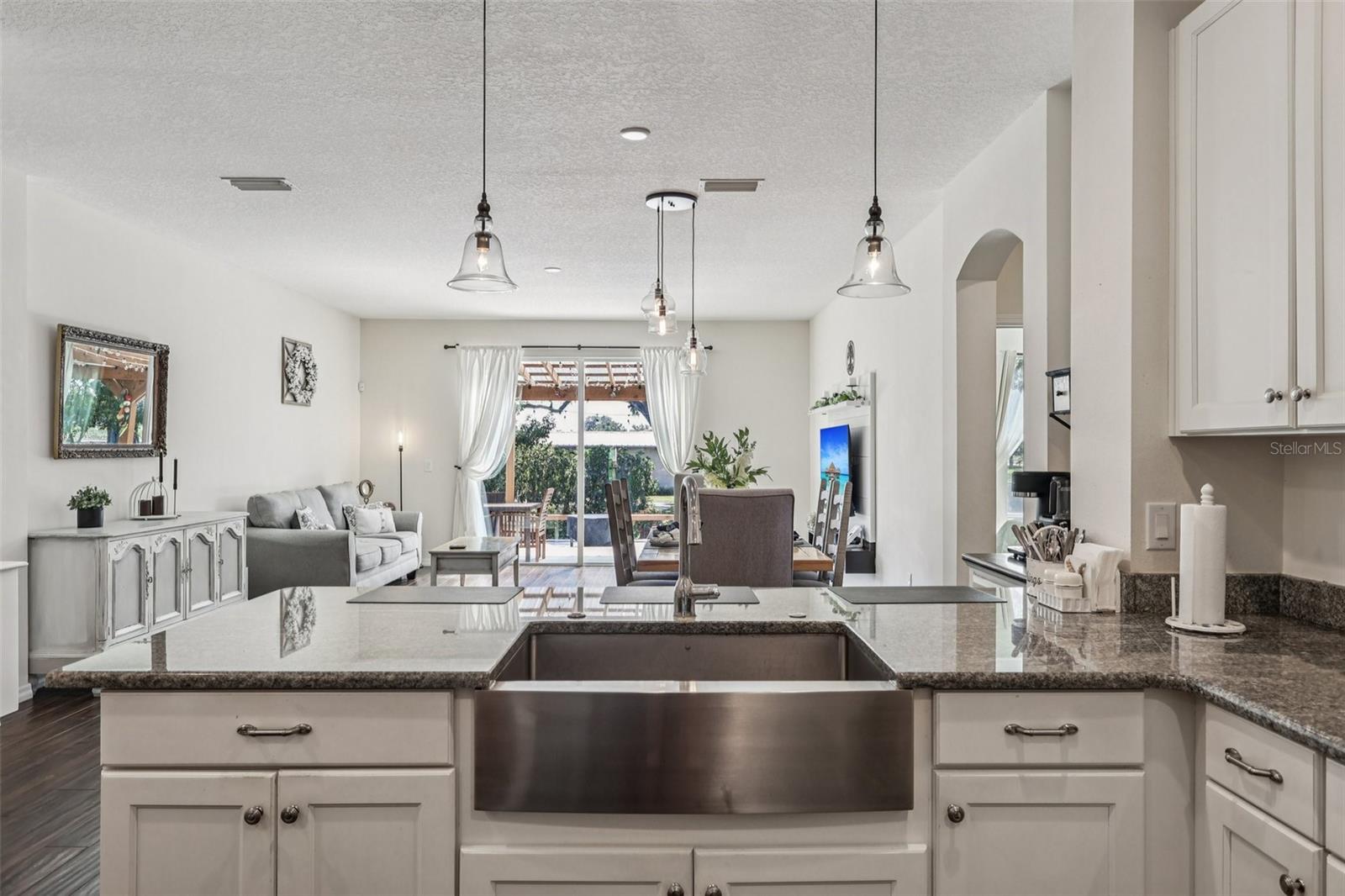 DOVER GROVES - Residential