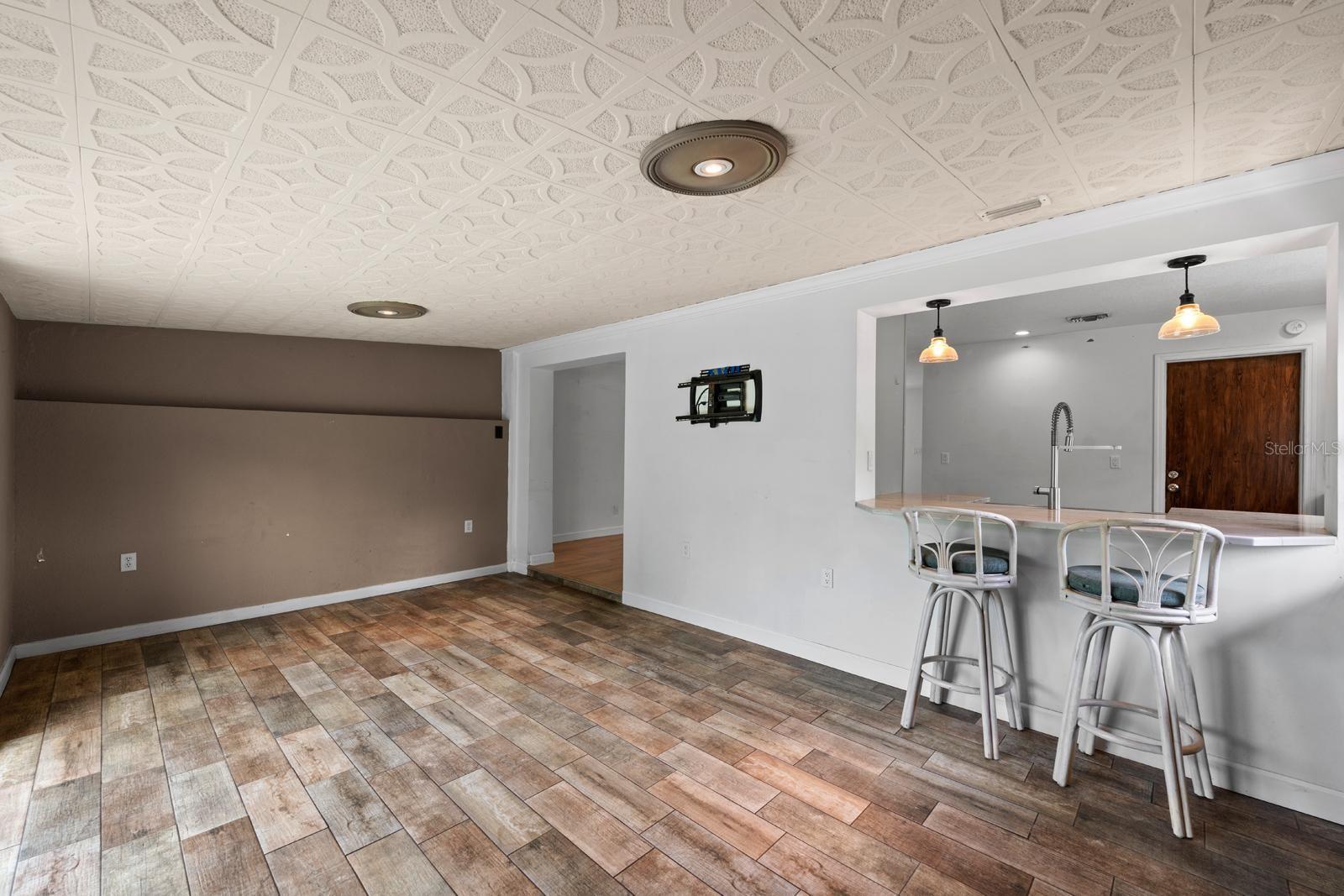 JEFFERSON MANOR - Residential