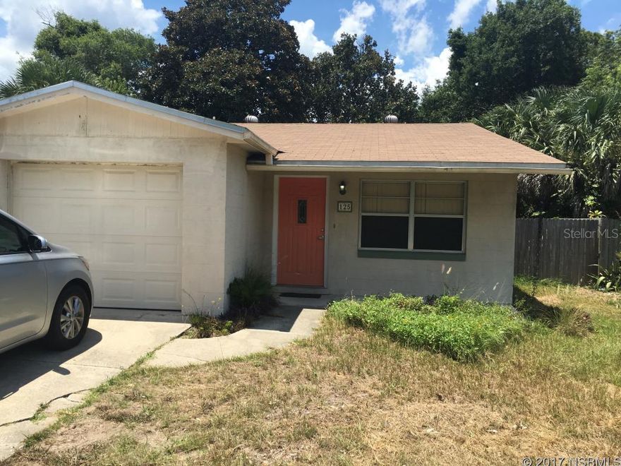 Adorable 2 bedroom 1.5 bath home within walking distance to Intracoastal water way and Edgewater YMCA. Updated kitchen with granite counter tops and stainless steel appliances. Tile and wood floors throughout. Granite counter top vanities in both bathrooms. Back deck with fenced in yard. Pet friendly.