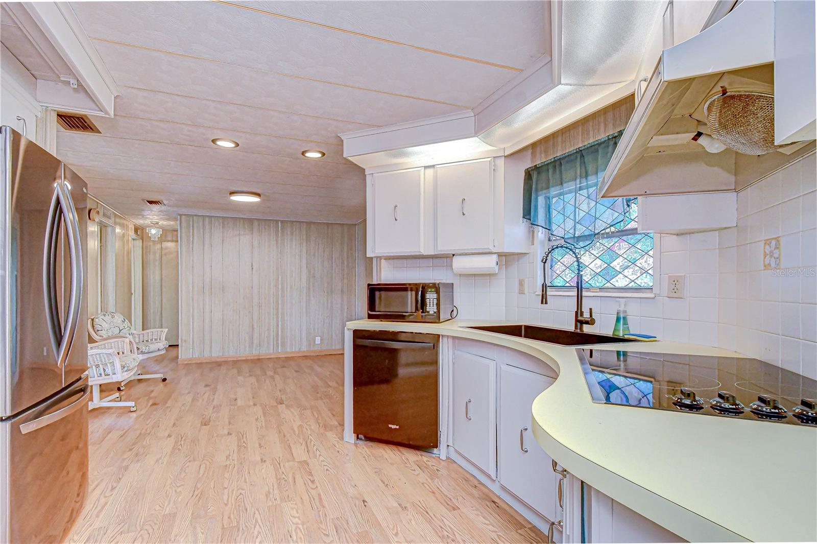 ZEPHYR SHORES - Residential