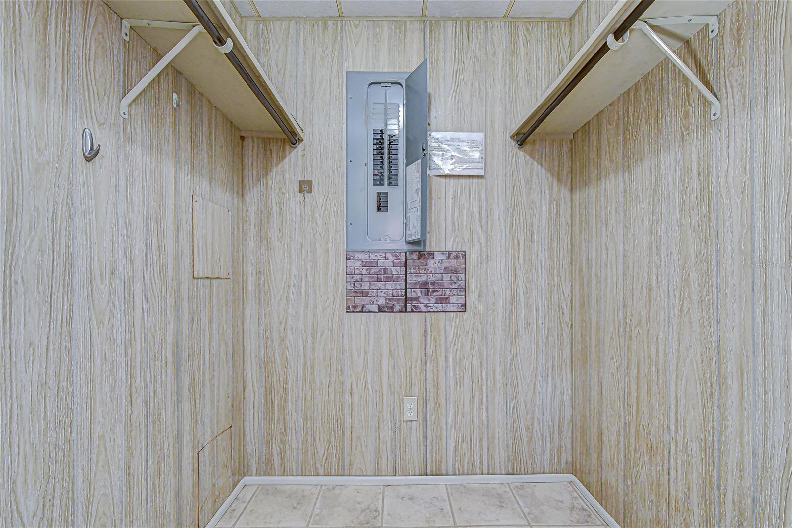 ZEPHYR SHORES - Residential