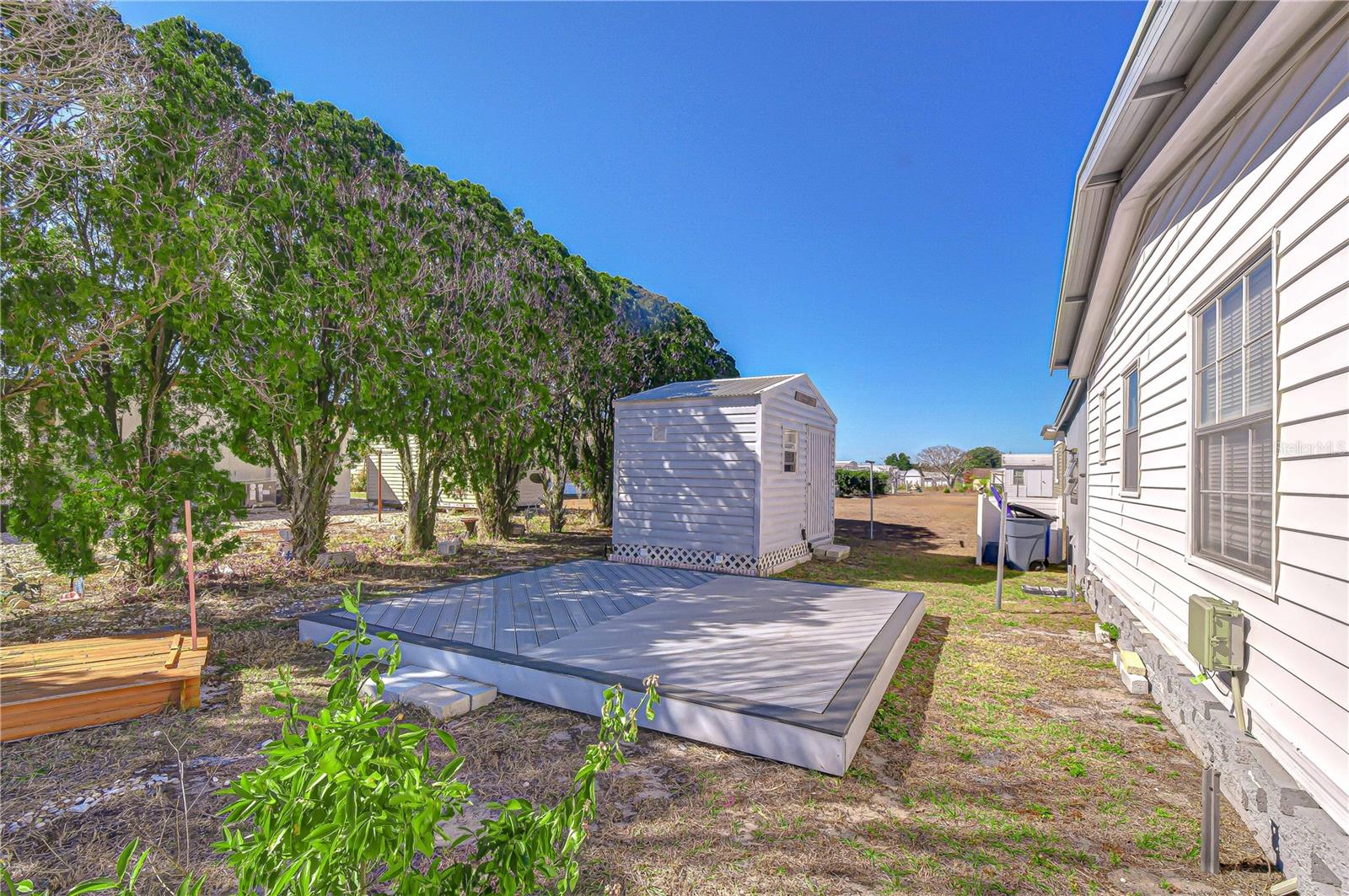 ZEPHYR SHORES - Residential