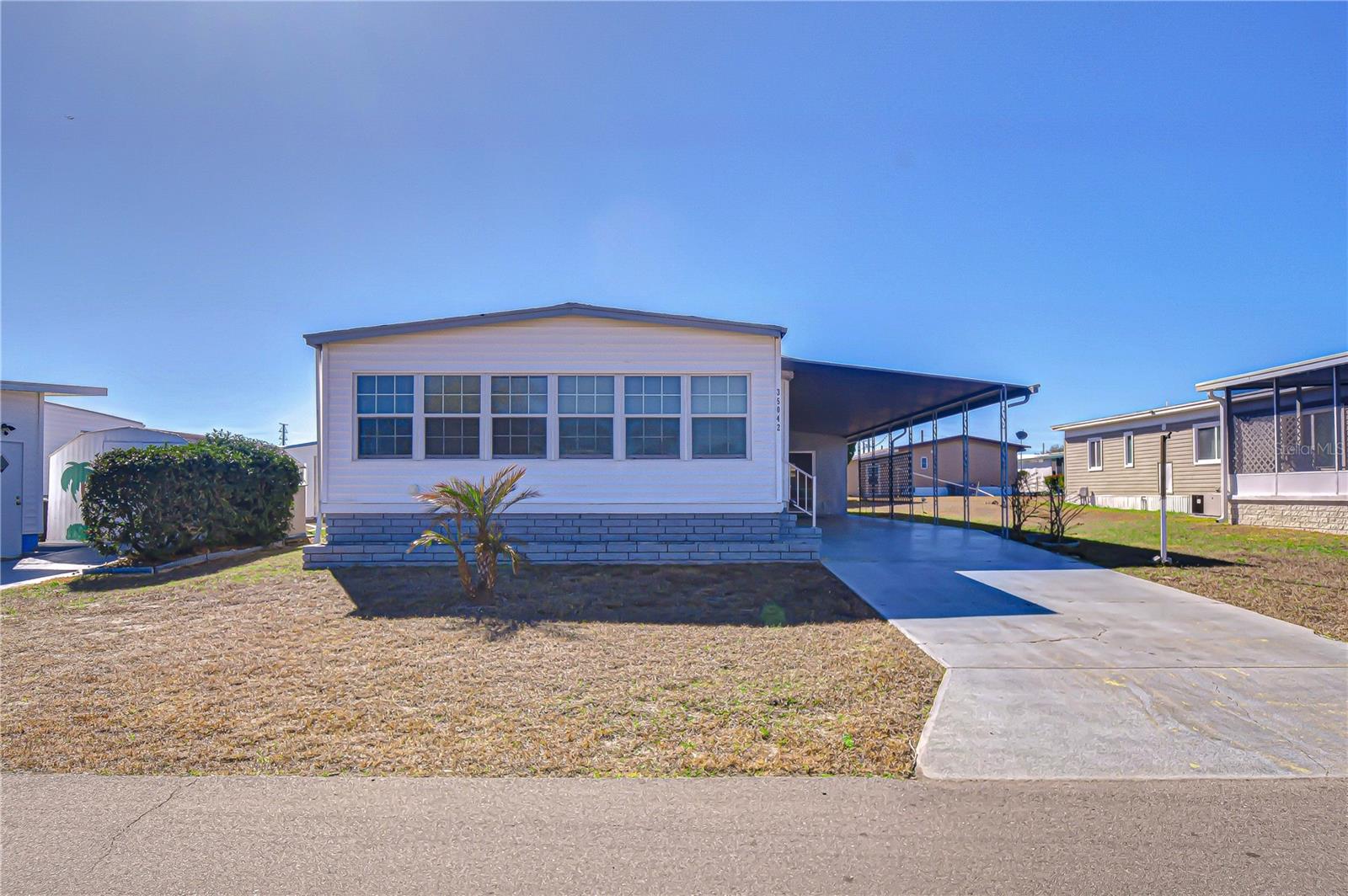 ZEPHYR SHORES - Residential