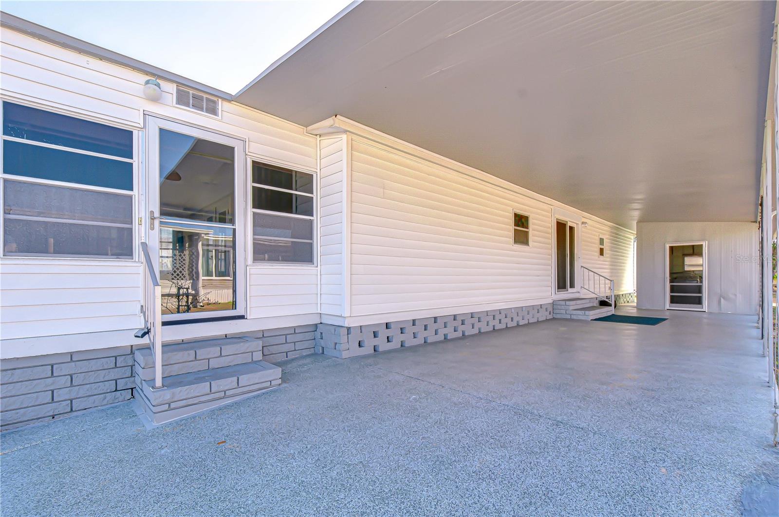 ZEPHYR SHORES - Residential