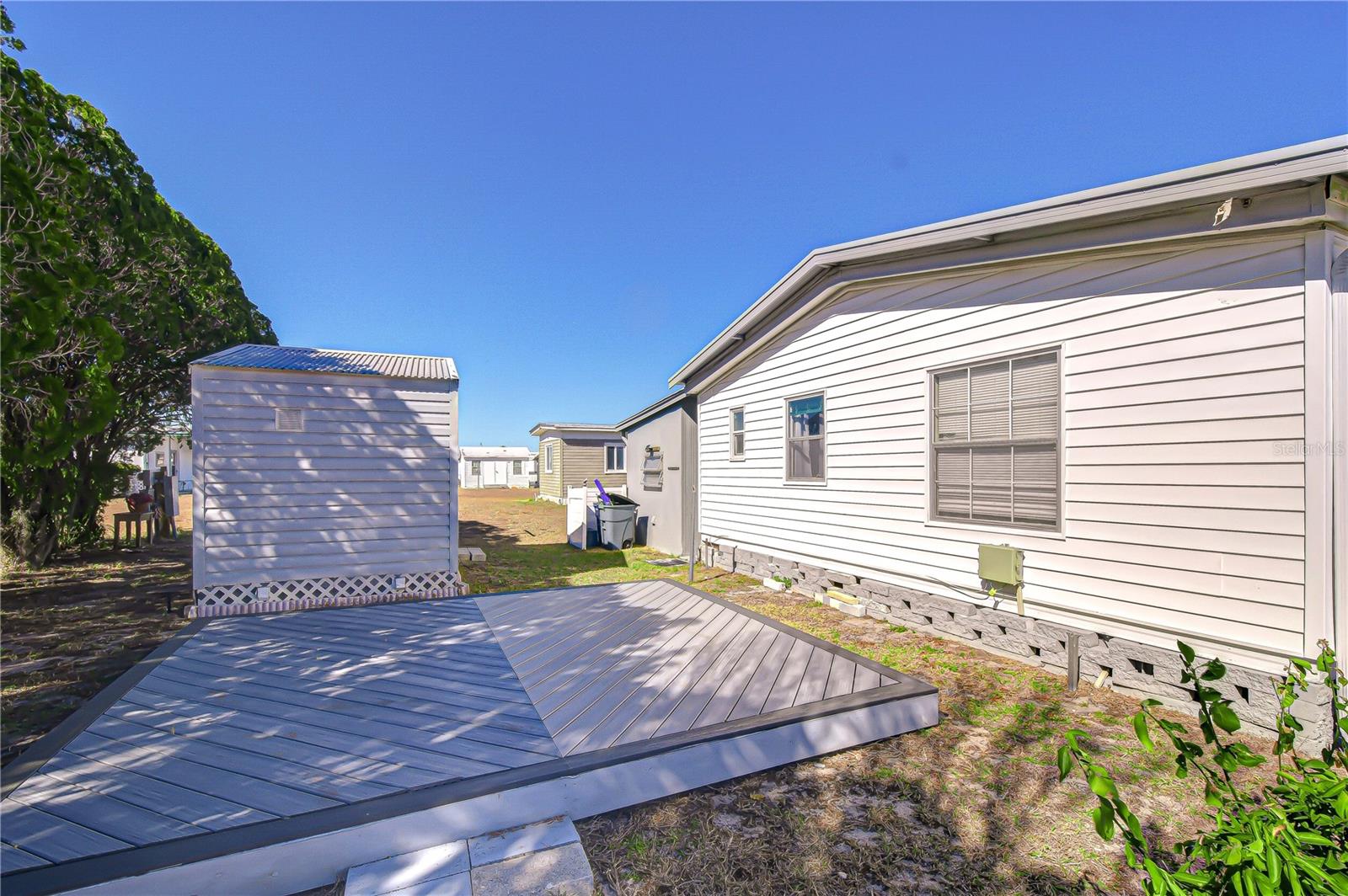 ZEPHYR SHORES - Residential