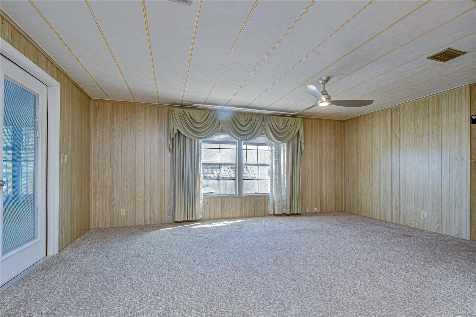 ZEPHYR SHORES - Residential