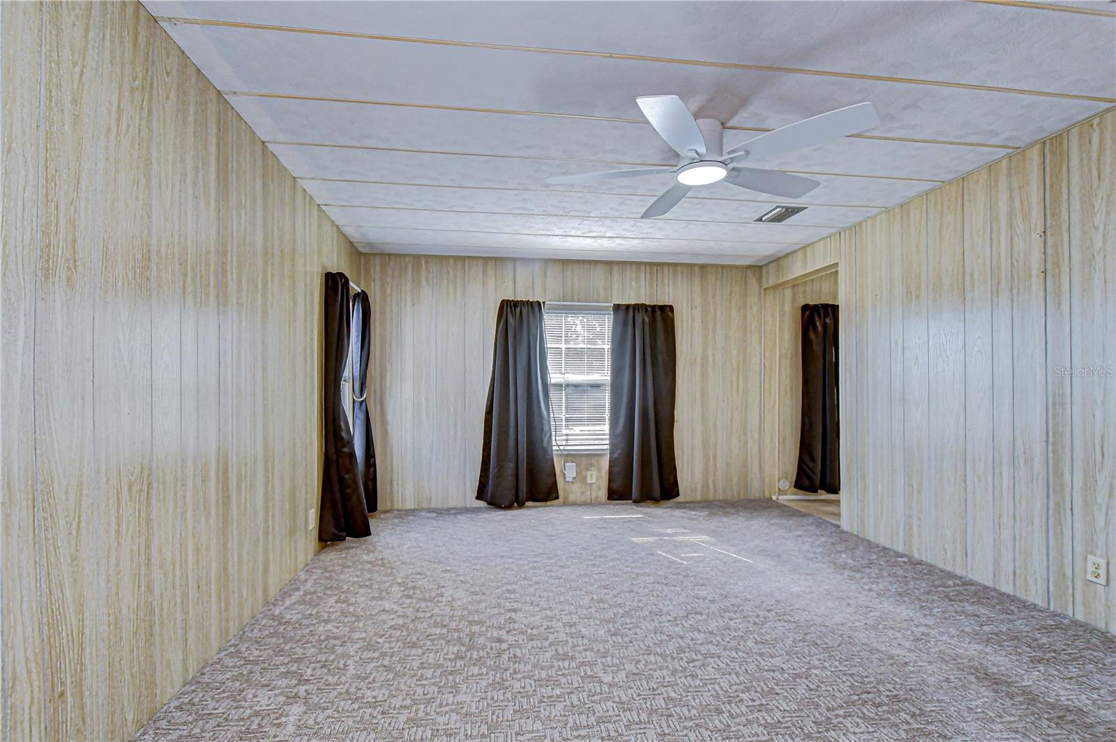 ZEPHYR SHORES - Residential