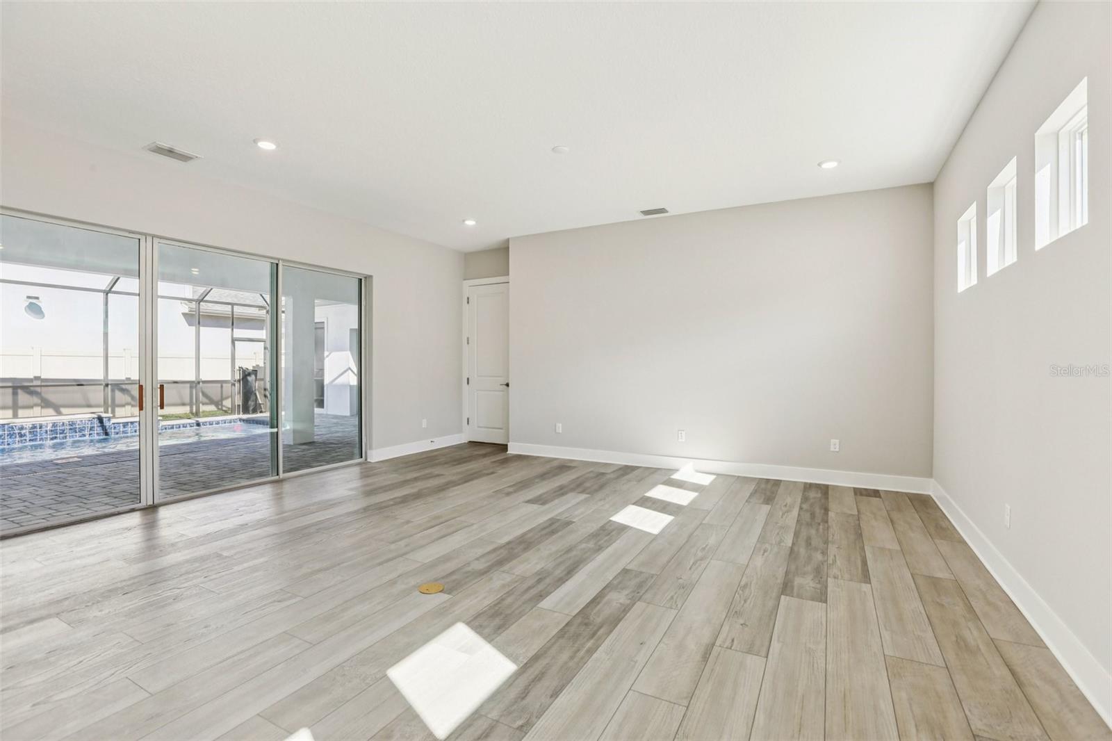 MIRADA PCL 1 - Residential