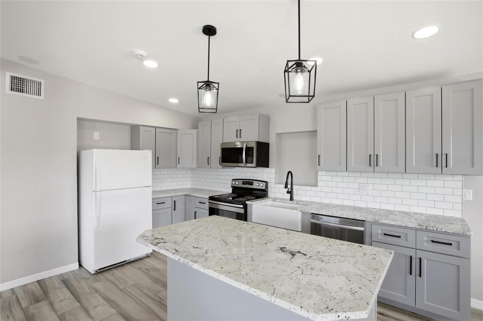 TIERRA CORONADO - Residential